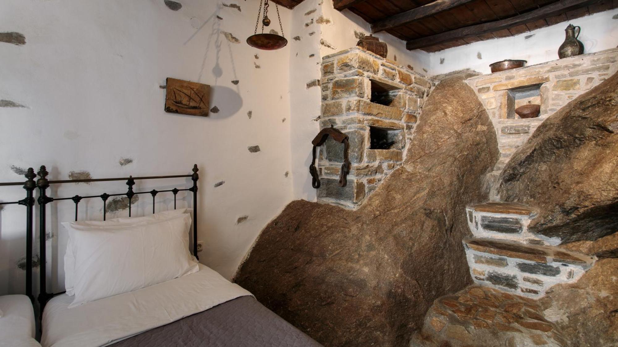 Вилла Themed House "Castle Halaros" View 17Th Century Glinado Naxos Экстерьер фото